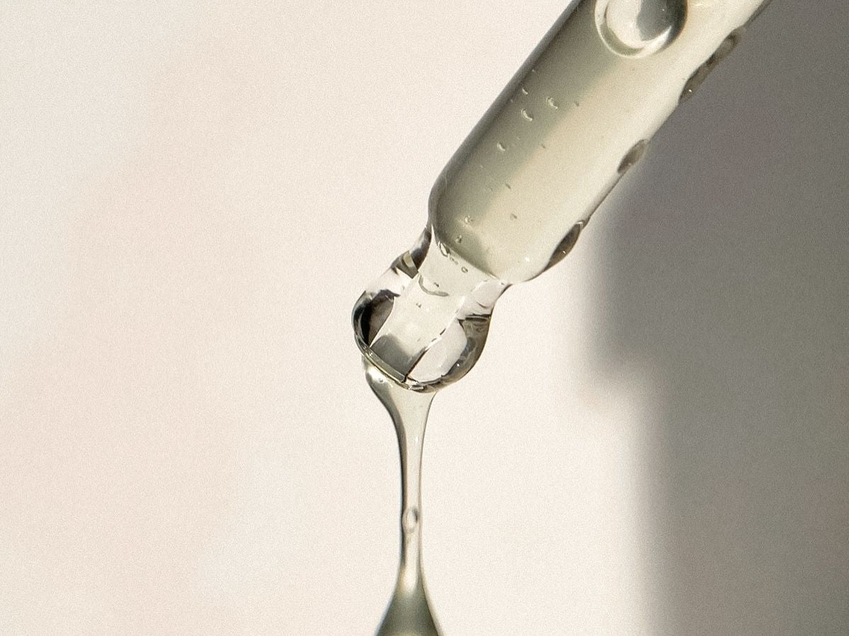 Fragrance vs Parfum : quelle différence ?